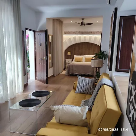 El Patio De Regina *